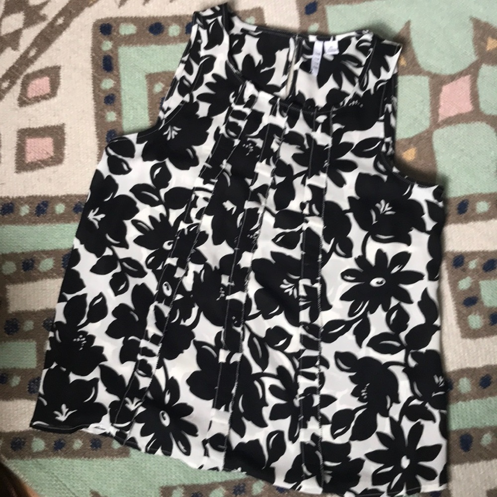 Black & White floral tank blouse